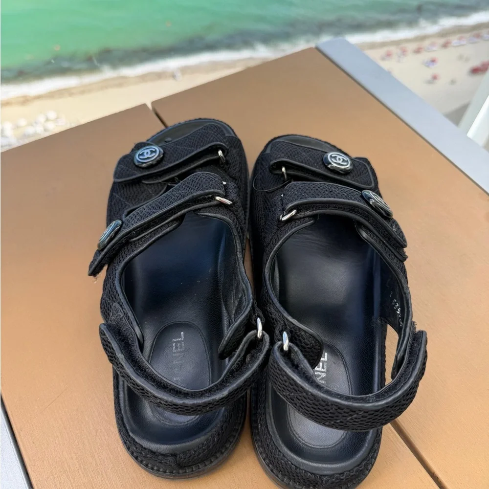 CHANEL 21C DAD CC Logo fabric Sandals with Silver Details